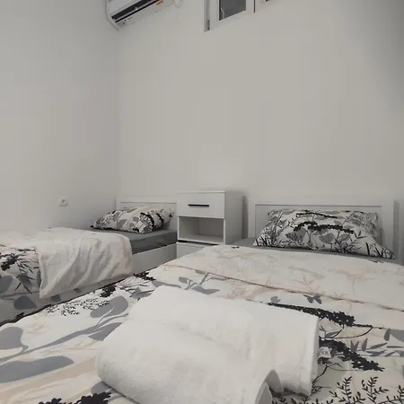 Studio モスタル